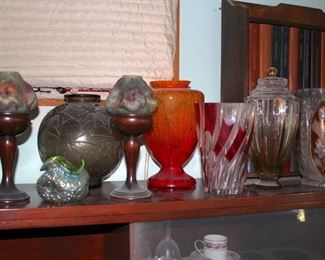 Many Pieces of Quality Art Glass