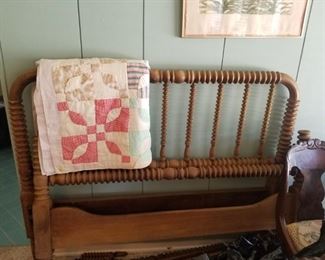 old spool bed, antique quilt
