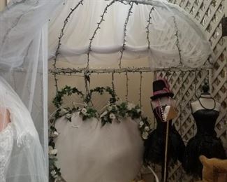 Wedding seat, wedding arch