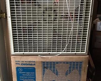 Vintage Eagle Air box fan in original box