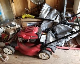 Toro self propelled lawnmower