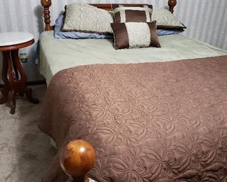 Queen four post bed