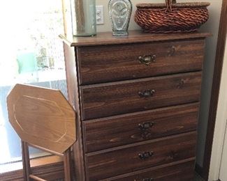 CHEST OF DRAWERS 