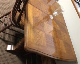 KITCHEN TABLE 