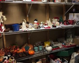 LARGE VARIETY OF CHRISTMAS 