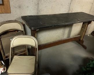 COOL TABLE