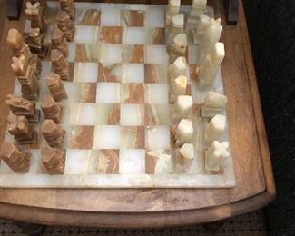 CHESS SET 