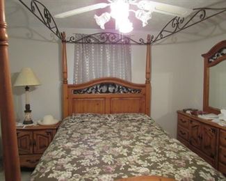 Queen Canopy Bed