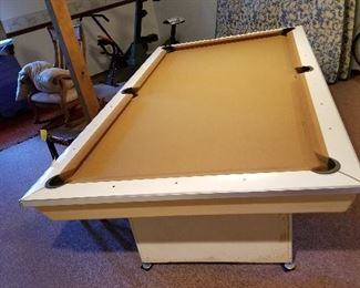 MID CENTURY MODERN POOL TABLE WITH ACCESSORIES 