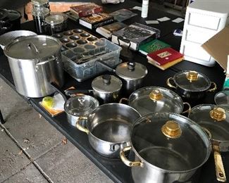  Pots and pans 