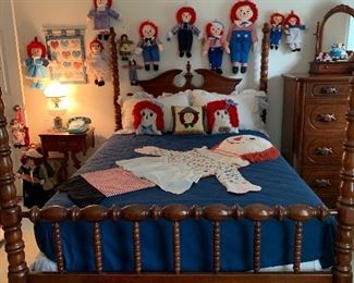 Davis Cabinet Company - Lillian Russell Full Size Head/Foot Board...Solid Cherry