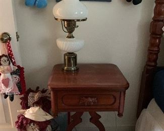 Davis Cabinet Company - Lillian Russell Night Stand Pulls