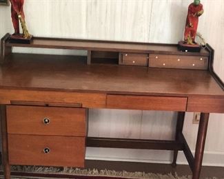 Vintage mid century Mainline  Hooker desk