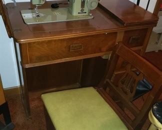 Necchi with matching Chair