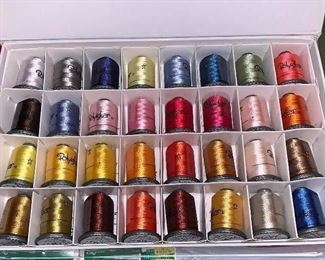 Polyster yarn kit
