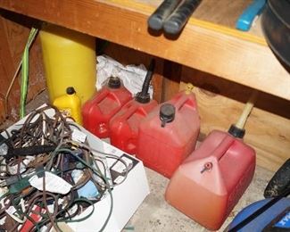 gas cans, assorted cords