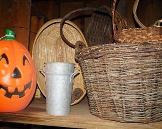 baskets, pumpkin