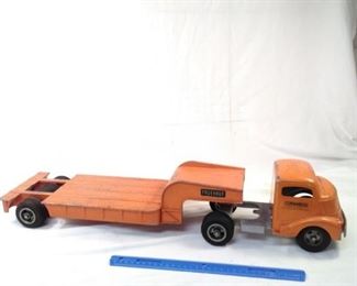 Toy Hauler Truck