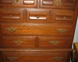 chest of drawers BUY IT NOW $ 85.00