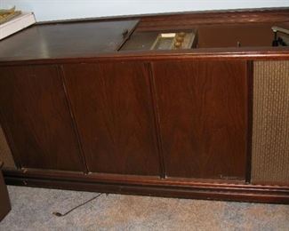Motorola console stereo WORKS
BUY IT NOW $ 125.00