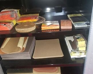 Sandpaper, circular sander pads,