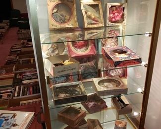 Display cabinet, collection of miniature dolls.