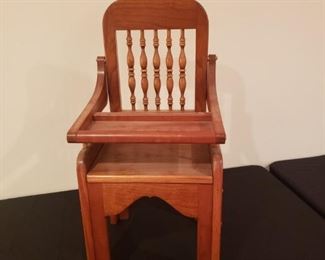 Doll highchair