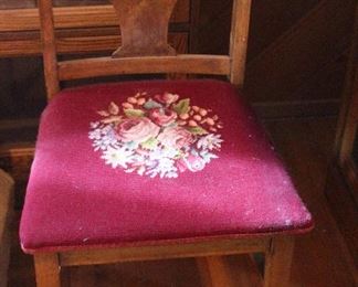 Embroidered chair needlepoint seat
