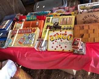 Vintage games-monopoly