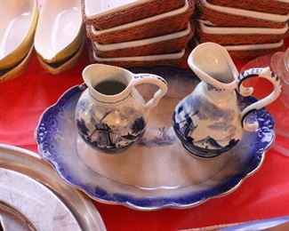 Vintage blue creamer's and plate