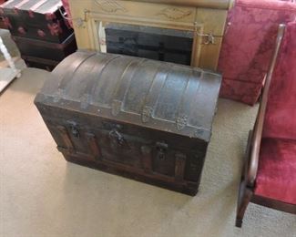 Steamer truck- hump top