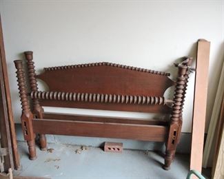 Single/twin bed- head/foot board and side rails