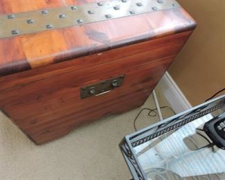 Cedar Chest- large