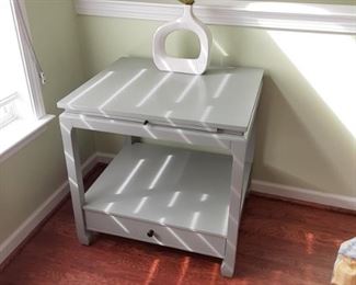 End table / writing desk has pull out area to write on