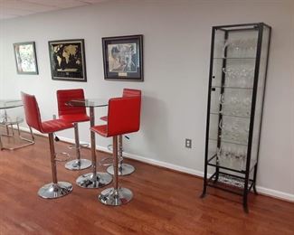 High top glass table with 4 high top bar stools
