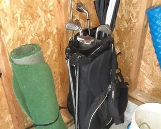 King Cobra Men's right-handed golf clubs