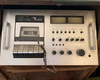 Vintage NAKAMICHI 600II Head Cassette Console Recorder Stereo Studio Tape Deck!