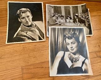  Errol Flynn , Olivia de Haviland signed photos