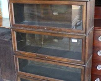 ANTIQUE “Macey Furniture”5 Stack Oak Bookcase

Auction Estimate $300-600 – Located Dock 