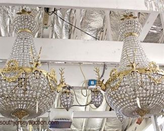  Selection of Chandeliers including: French Style, Modern, and Vintage

Auction Estimate $50-$500 
