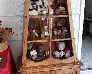 Large Collection of Boyds Bears