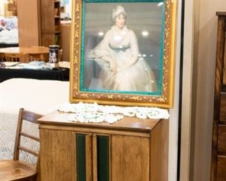 Lots of storage in this cabinet - great possibilities!