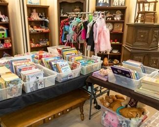 TONS of great children's books!