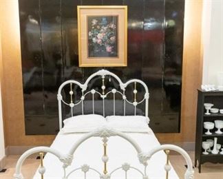 BEAUTIFUL Iron bed! The coverlet is from Pottery Barn.