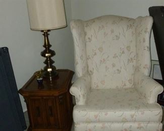 Wingback chair & end table in great condition