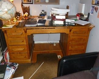 Old oak desk in great shape