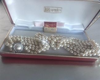 Majorica pearls spanish with box - authentic String and bracelet $150