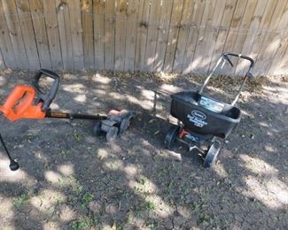 edger rarely used and turf builder new