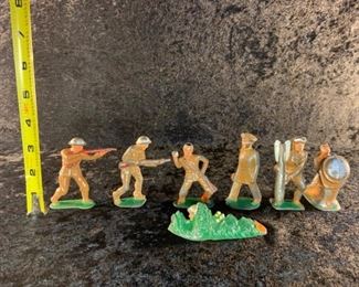 Manoil Barclay lead toy soldiers