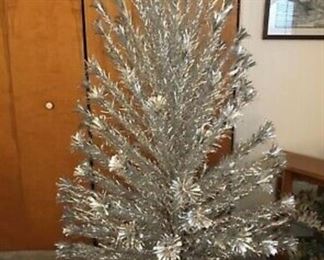 vintage aluminum 8ft. christmas tree